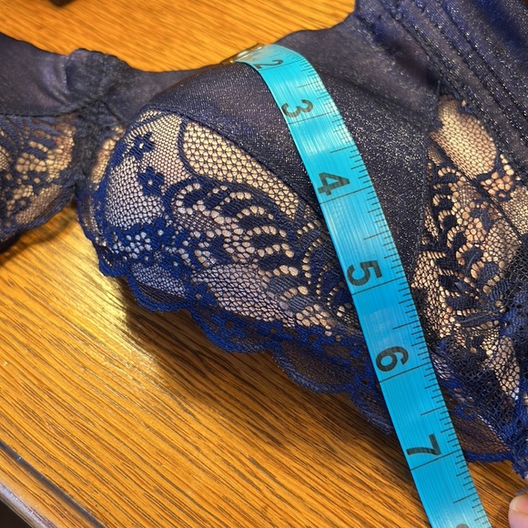28A Women’s Bra Petite Fit Sexy Style No Underwire Navy Satin & Lace - Picture 12 of 16
